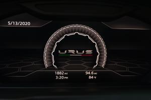 Lamborghini Urus Shiny Black Package 2018 года  (NA)